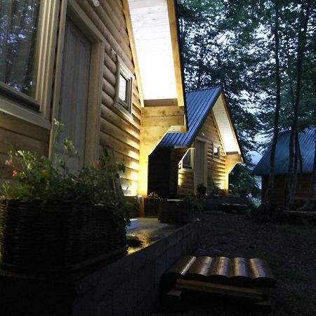 Bungalows Prokletije Gusinje Exterior photo