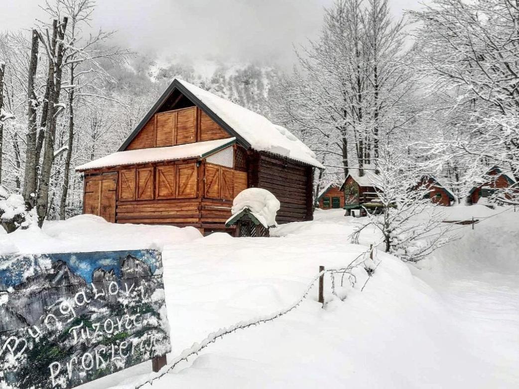 Bungalows Prokletije Gusinje Exterior photo