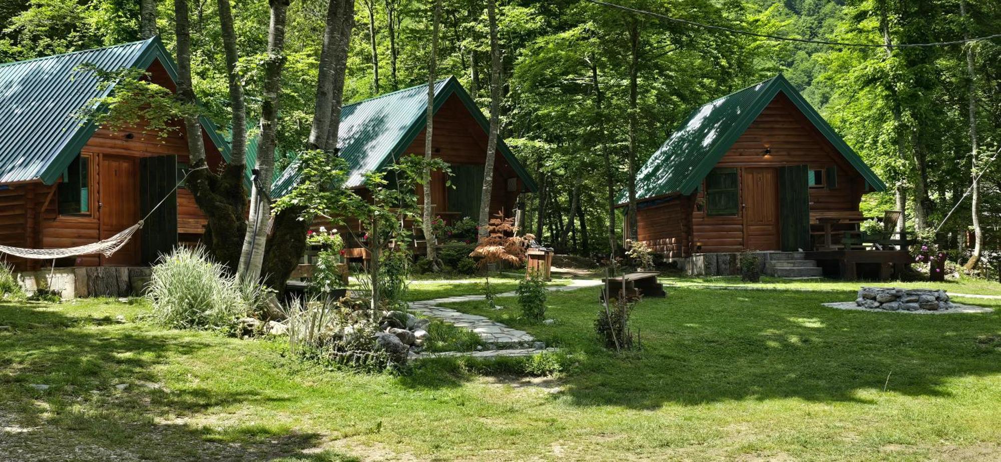 Bungalows Prokletije Gusinje Exterior photo